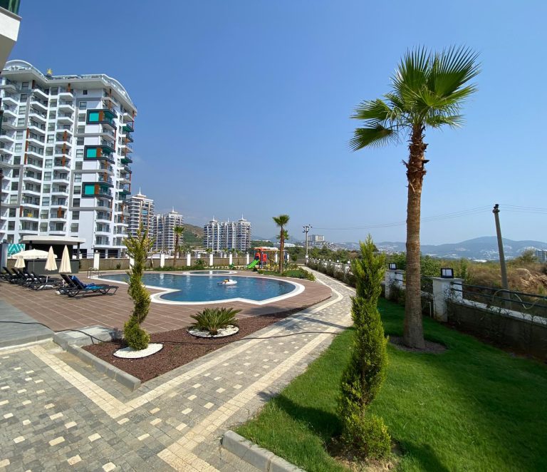 Sea view residential complex in Mahmutlar!